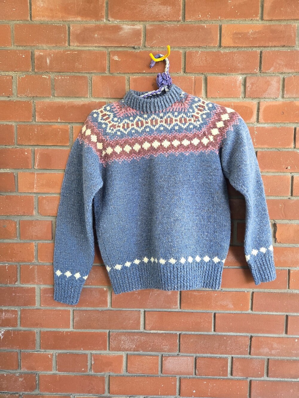 Vintage Hand Knit Wool Fair Isle Sweater Blue Pink Nordic Yoke Pullover womens s